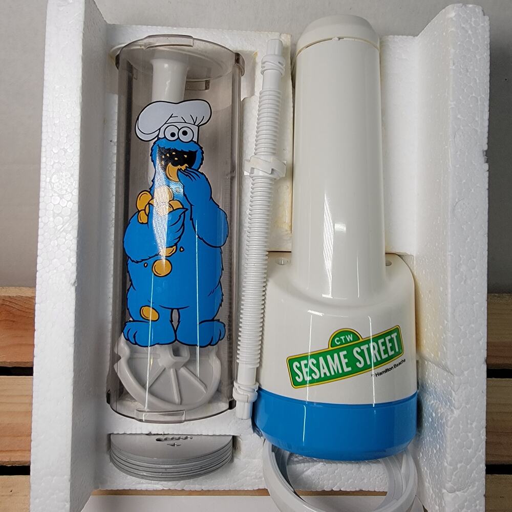 VINTAGE Sesame Street X Hamilton Beach Cookie Monster Cookie Press (1998) - Picture 4 of 6